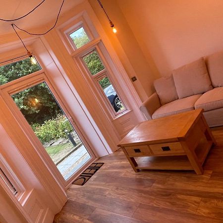 Stylish One Bedroom Central Bournemouth Flat Buitenkant foto
