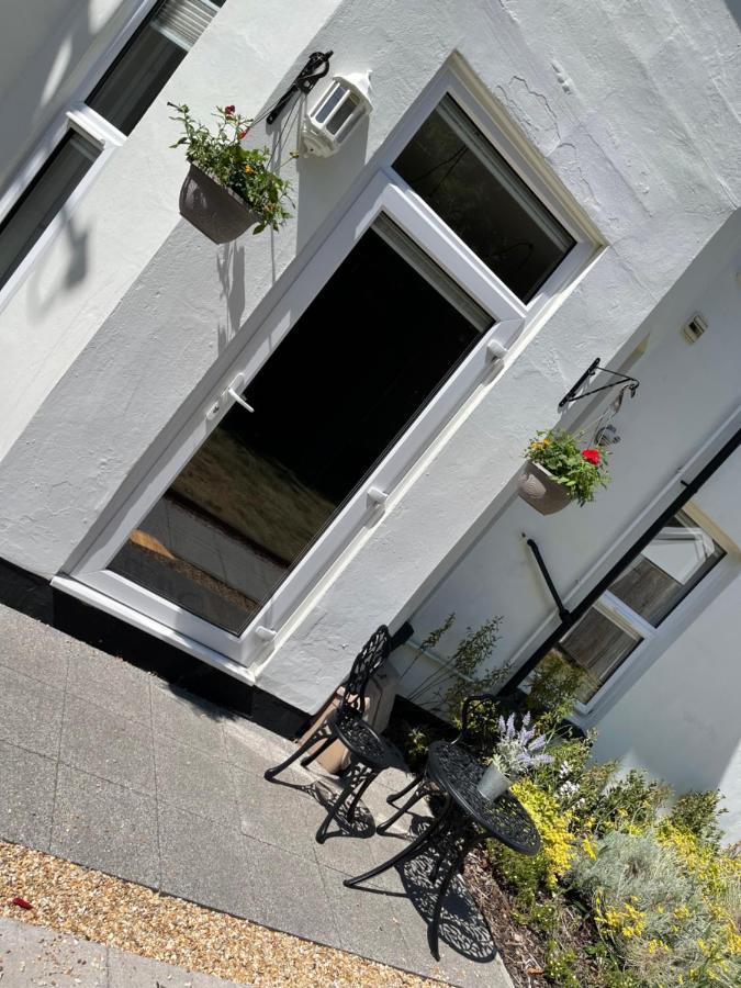Stylish One Bedroom Central Bournemouth Flat Buitenkant foto