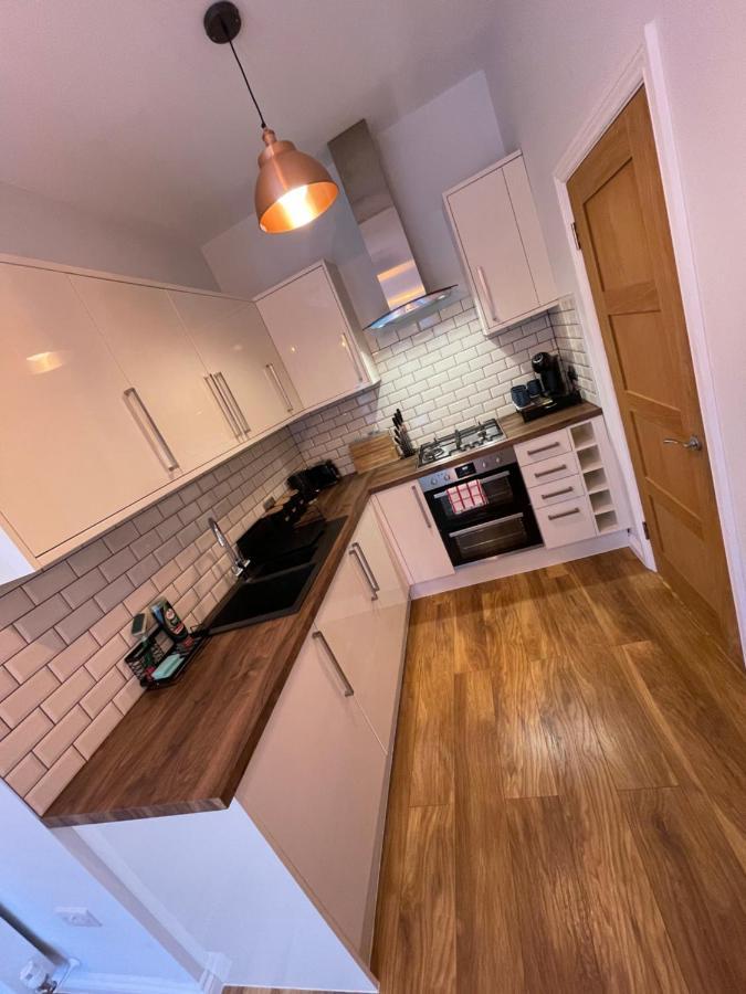Stylish One Bedroom Central Bournemouth Flat Buitenkant foto